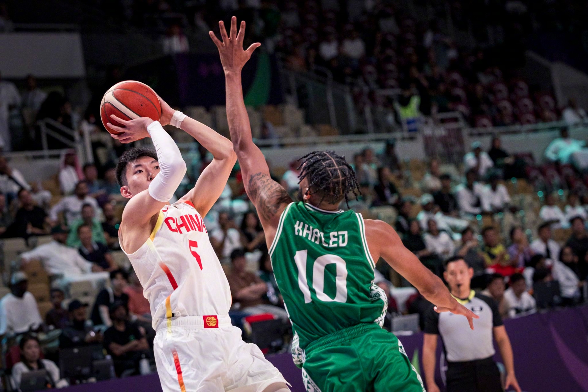 英雄资料-斯图加特发布备战花絮，赛前内部沟通，NBA常规赛任务艰巨，心理建设被强调的简单介绍