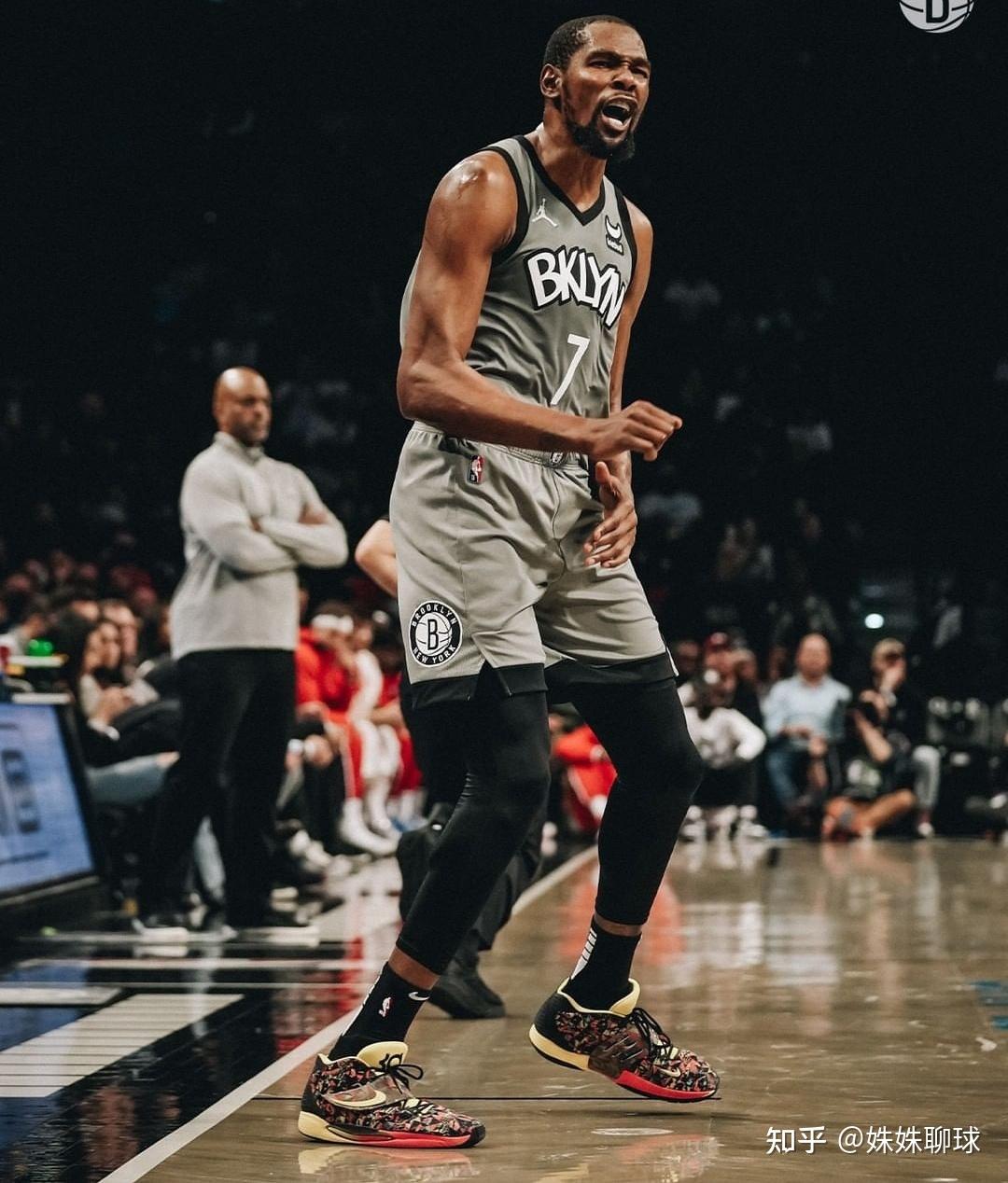 lol视频-赛前突围战来临；布鲁克林篮网围绕亚冠强势反弹；引发热议；阵容厚度经受考验的简单介绍